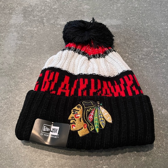 PRICE IS FIRM Brand new Chicago Blackhawks beanie - Picture 1 of 1